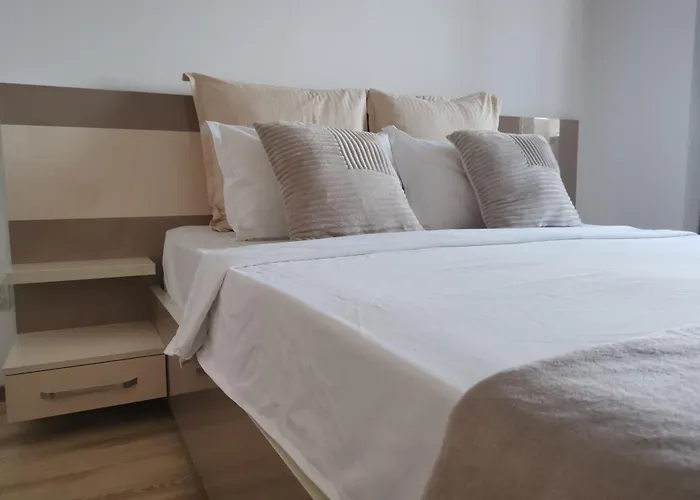 Apartman Coffee Cu 2 *